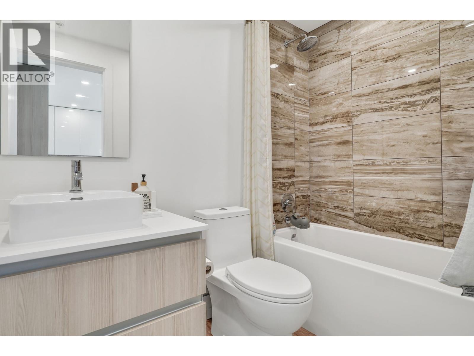 1209 1888 Gilmore Avenue, Burnaby, British Columbia  V5C 0L2 - Photo 13 - R3048206
