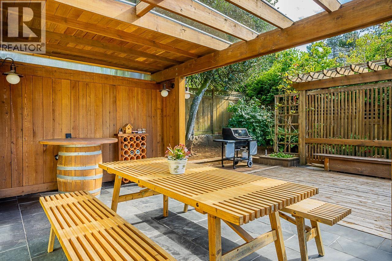 6245 Nelson Avenue, West Vancouver, British Columbia  V7W 2A2 - Photo 39 - R3048190