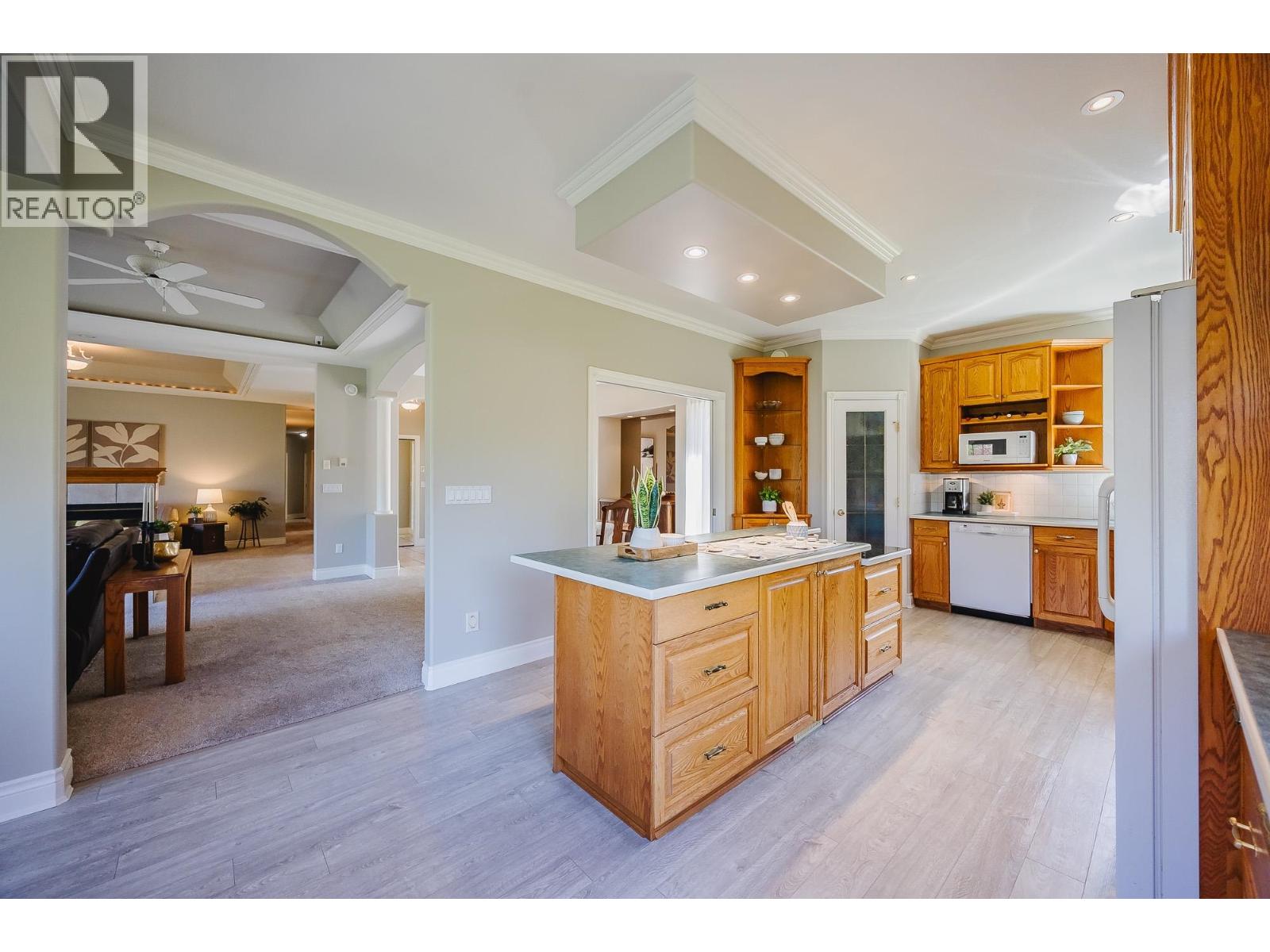 25131 130 Avenue, Maple Ridge, British Columbia  V4R 2G1 - Photo 4 - R3048195
