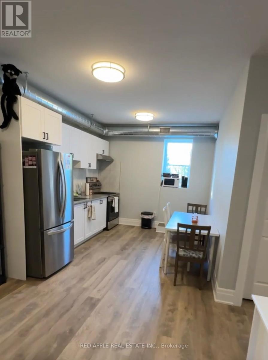 2-66 Albert Street W, Blandford-Blenheim, Ontario  N0J 1S0 - Photo 11 - X12371224