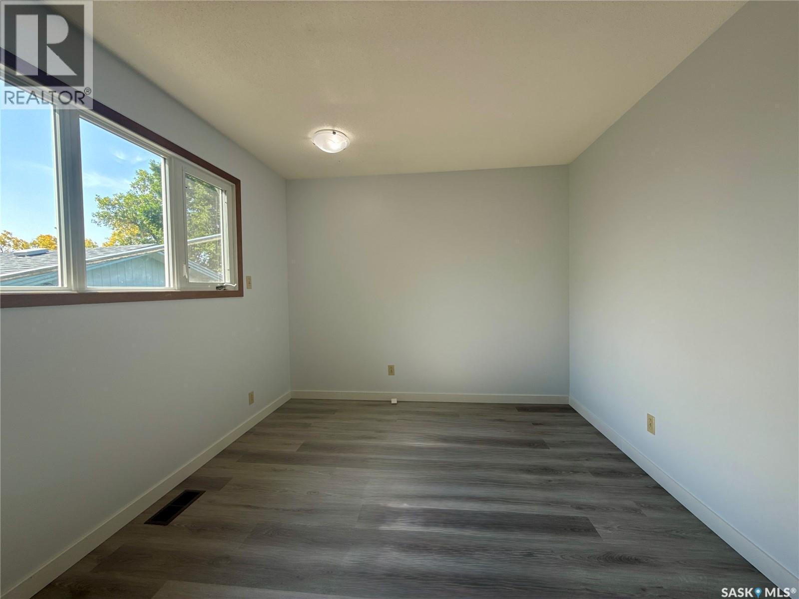 133 Mcmurchy Avenue, Regina, Saskatchewan  S4R 3G7 - Photo 11 - SK018482