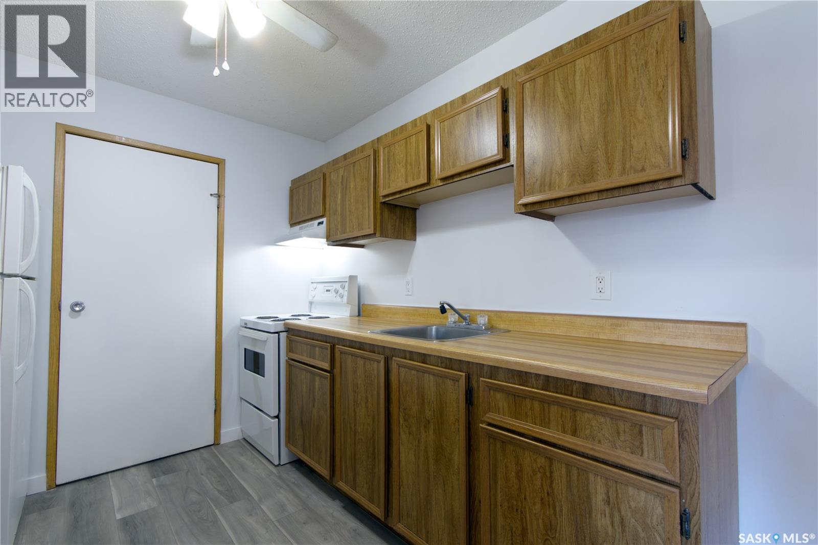 209 2931 Harding Street, Regina, Saskatchewan  S4V 1B9 - Photo 8 - SK018438