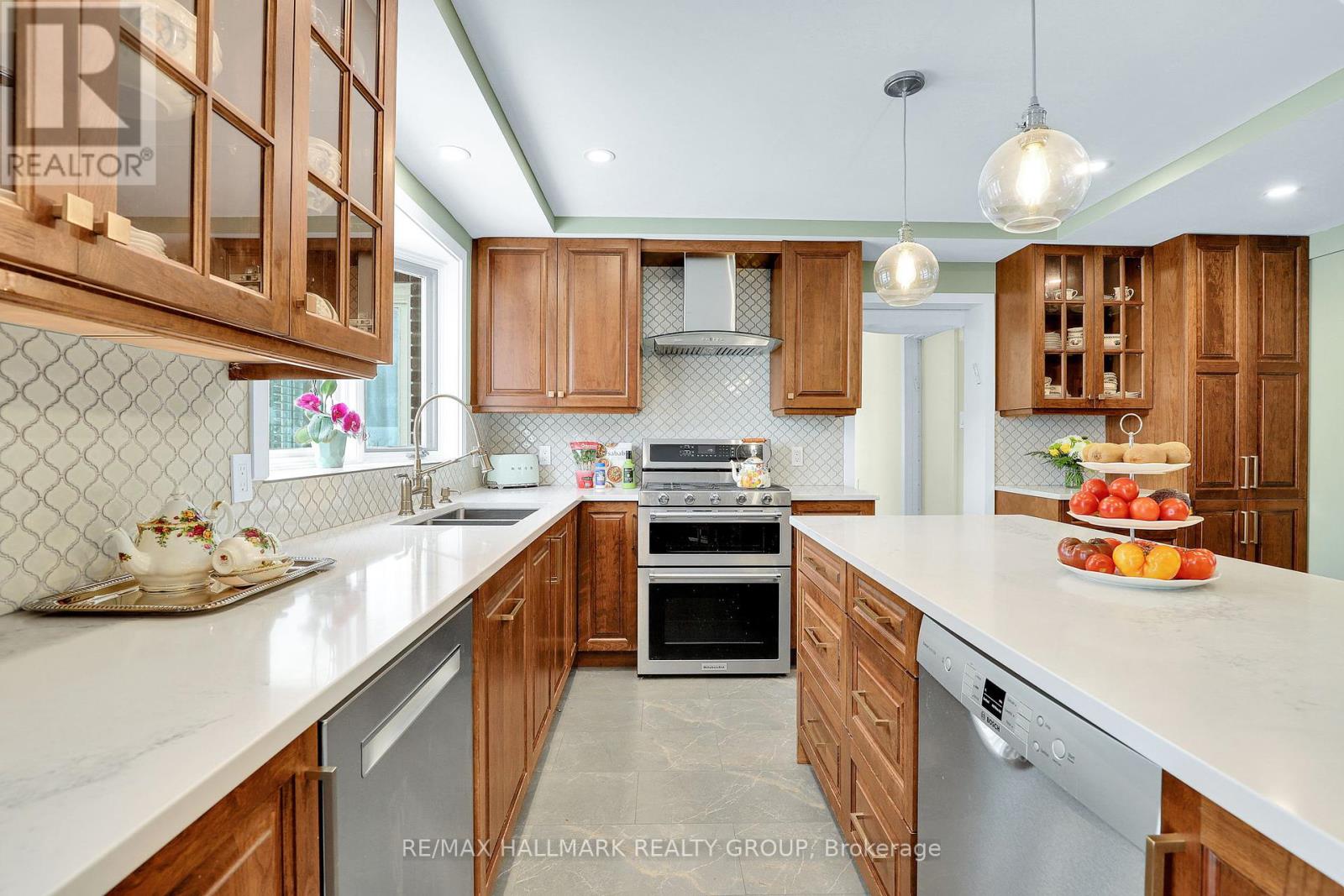 1712 Playfair Drive, Ottawa, Ontario  K1H 5S6 - Photo 17 - X12405421
