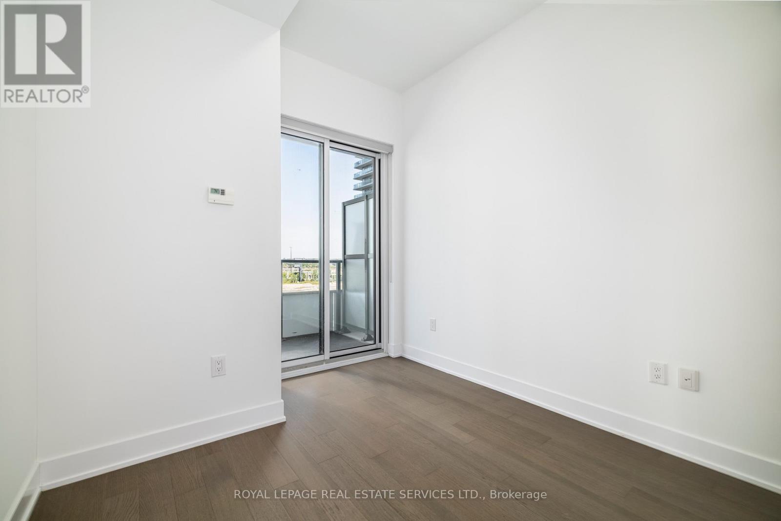 1002 - 20 Shore Breeze Drive, Toronto (Mimico), Ontario  M8V 0C7 - Photo 14 - W12405395