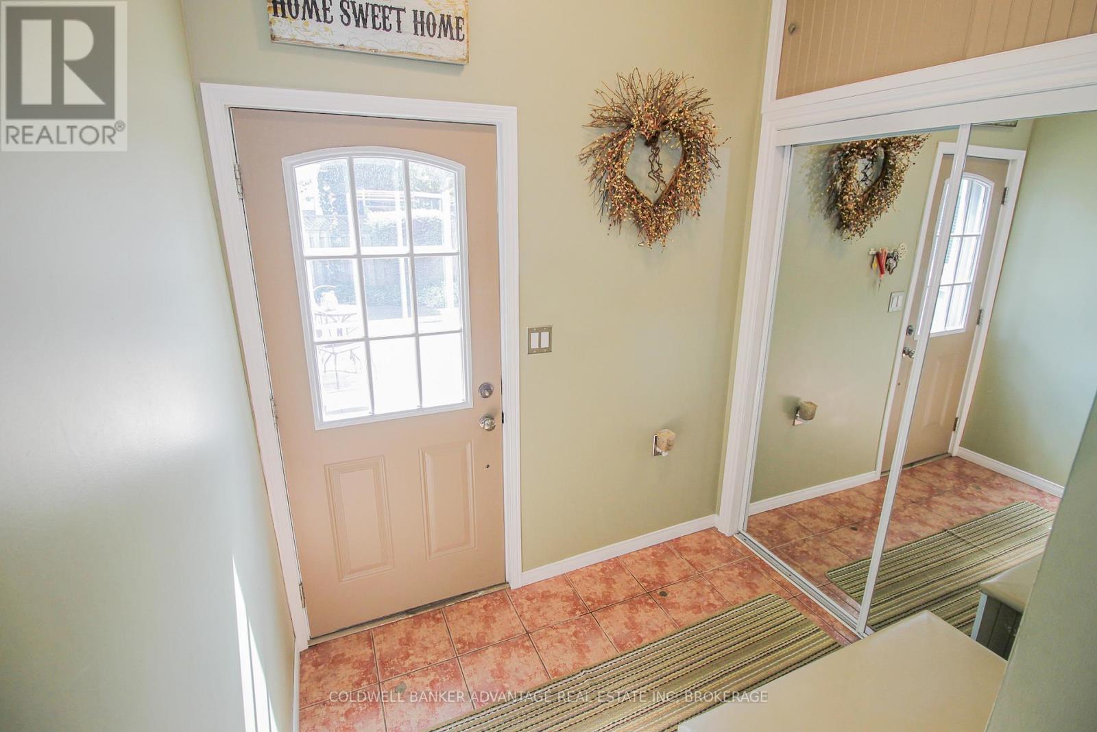 43 Gram Avenue, Welland, Ontario  L3C 1H5 - Photo 17 - X12405430