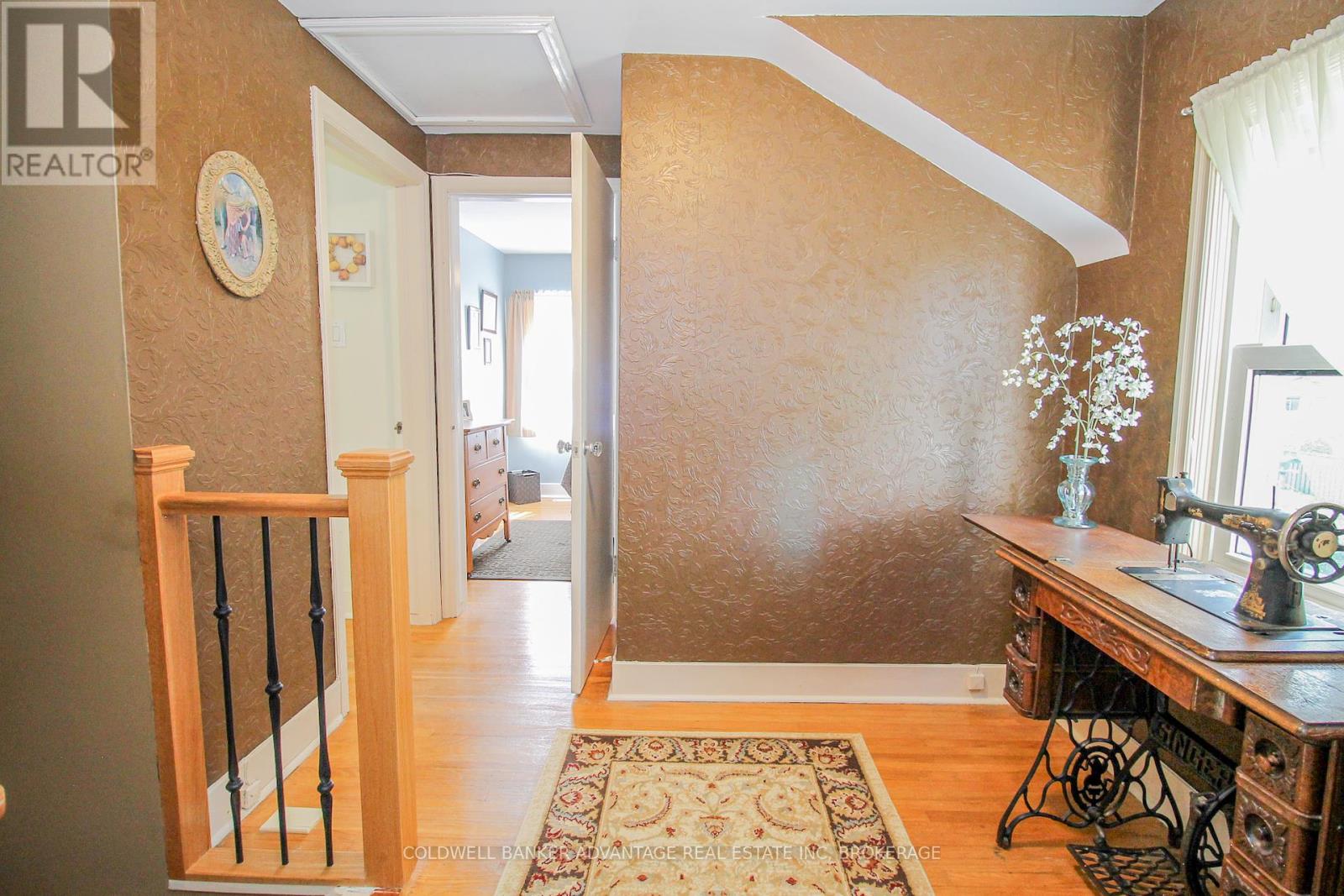 43 Gram Avenue, Welland, Ontario  L3C 1H5 - Photo 21 - X12405430