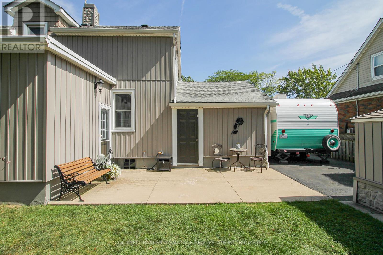 43 Gram Avenue, Welland, Ontario  L3C 1H5 - Photo 36 - X12405430
