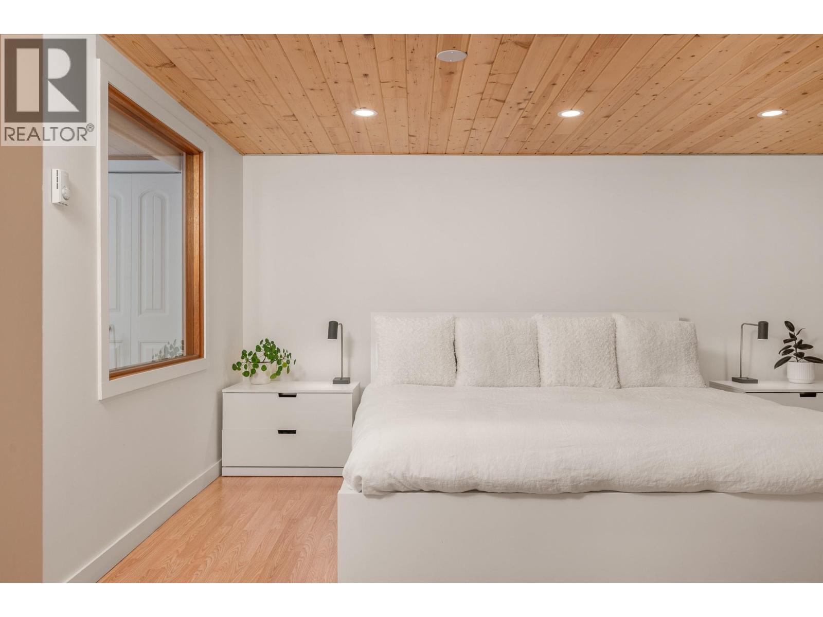 3403 20th Street, Vernon, British Columbia  V1T 4C6 - Photo 28 - 10362900