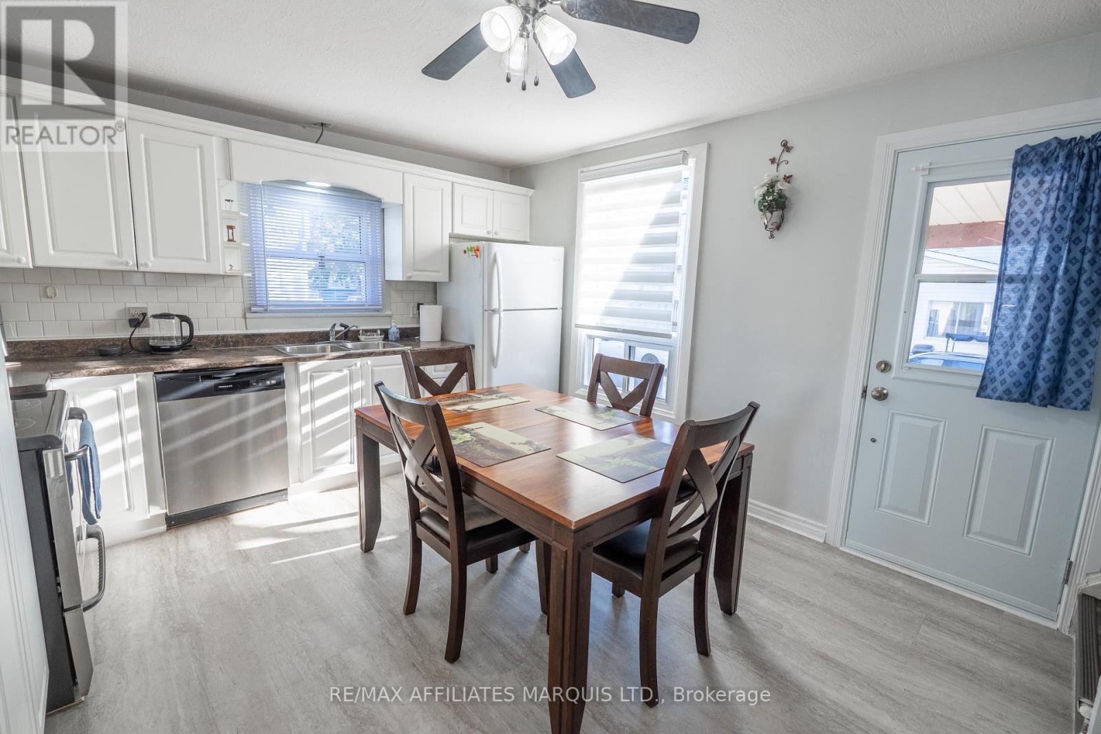 226 Louisa Street, Cornwall, Ontario  K6H 4P8 - Photo 6 - X12405406