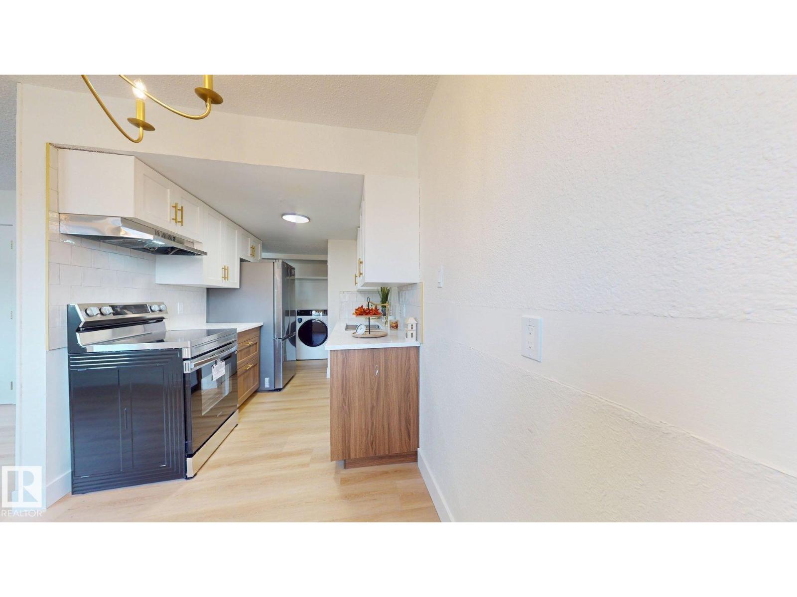 1396 Lakewood Rd W Nw, Edmonton, Alberta  T6K 3M2 - Photo 10 - E4457903