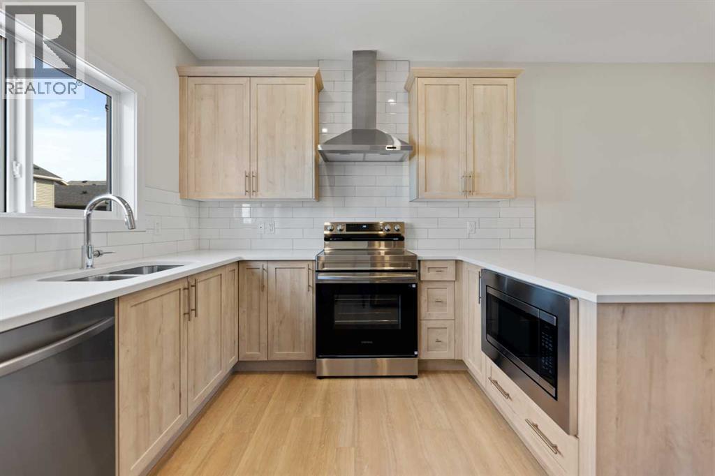 70 Homestead Common Ne, Calgary, Alberta  T3J 5V9 - Photo 11 - A2257365