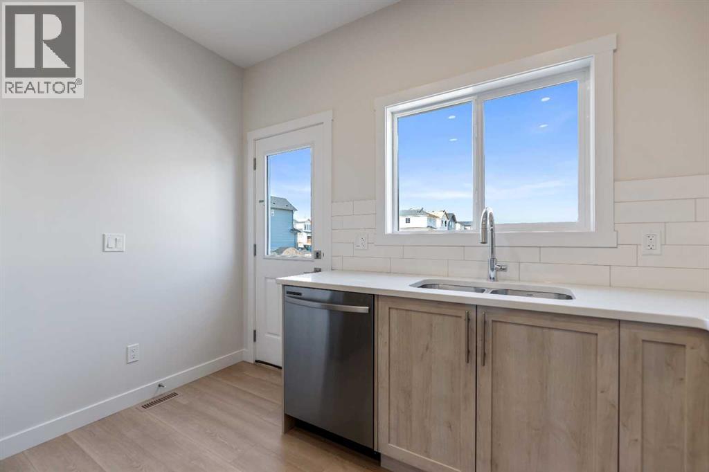 70 Homestead Common Ne, Calgary, Alberta  T3J 5V9 - Photo 14 - A2257365