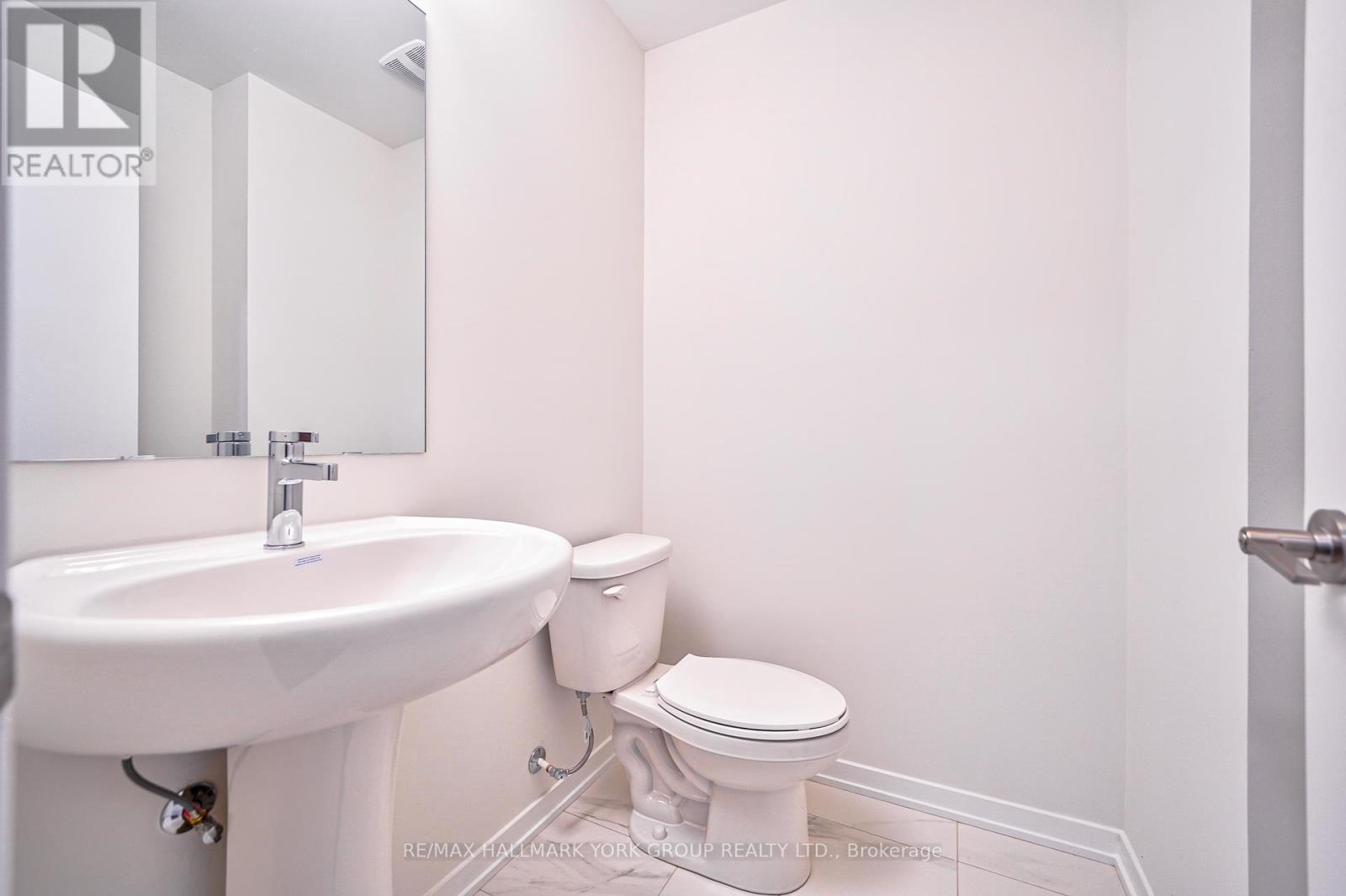 180 - 151 Honeycrisp Crescent, Vaughan, Ontario  L4K 0N7 - Photo 12 - N12405429