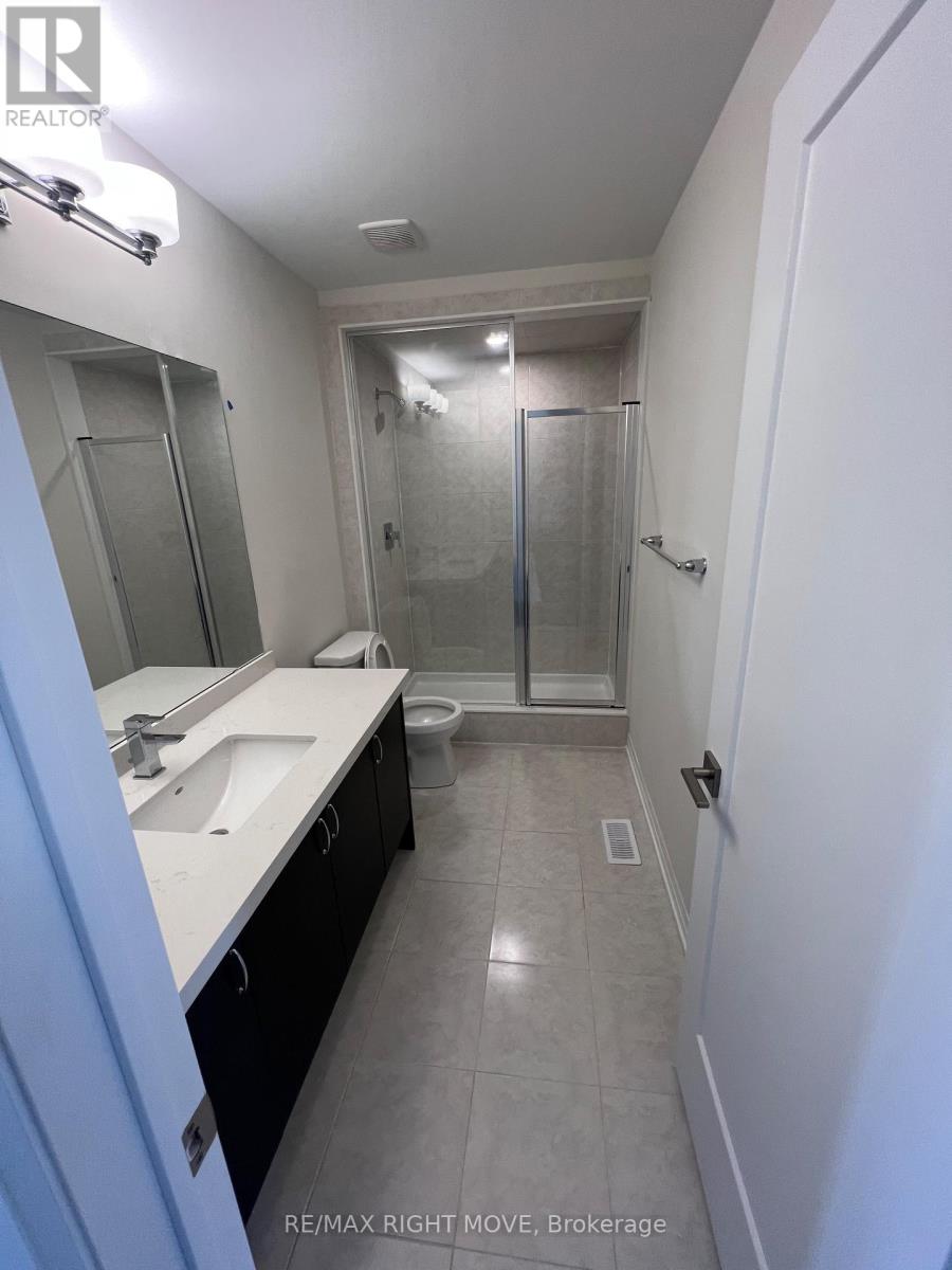 3701 Quayside Drive, Severn, Ontario  L3V 8M9 - Photo 6 - S12405434