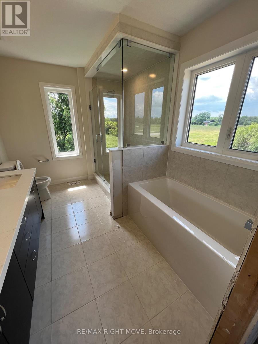3701 Quayside Drive, Severn, Ontario  L3V 8M9 - Photo 7 - S12405434