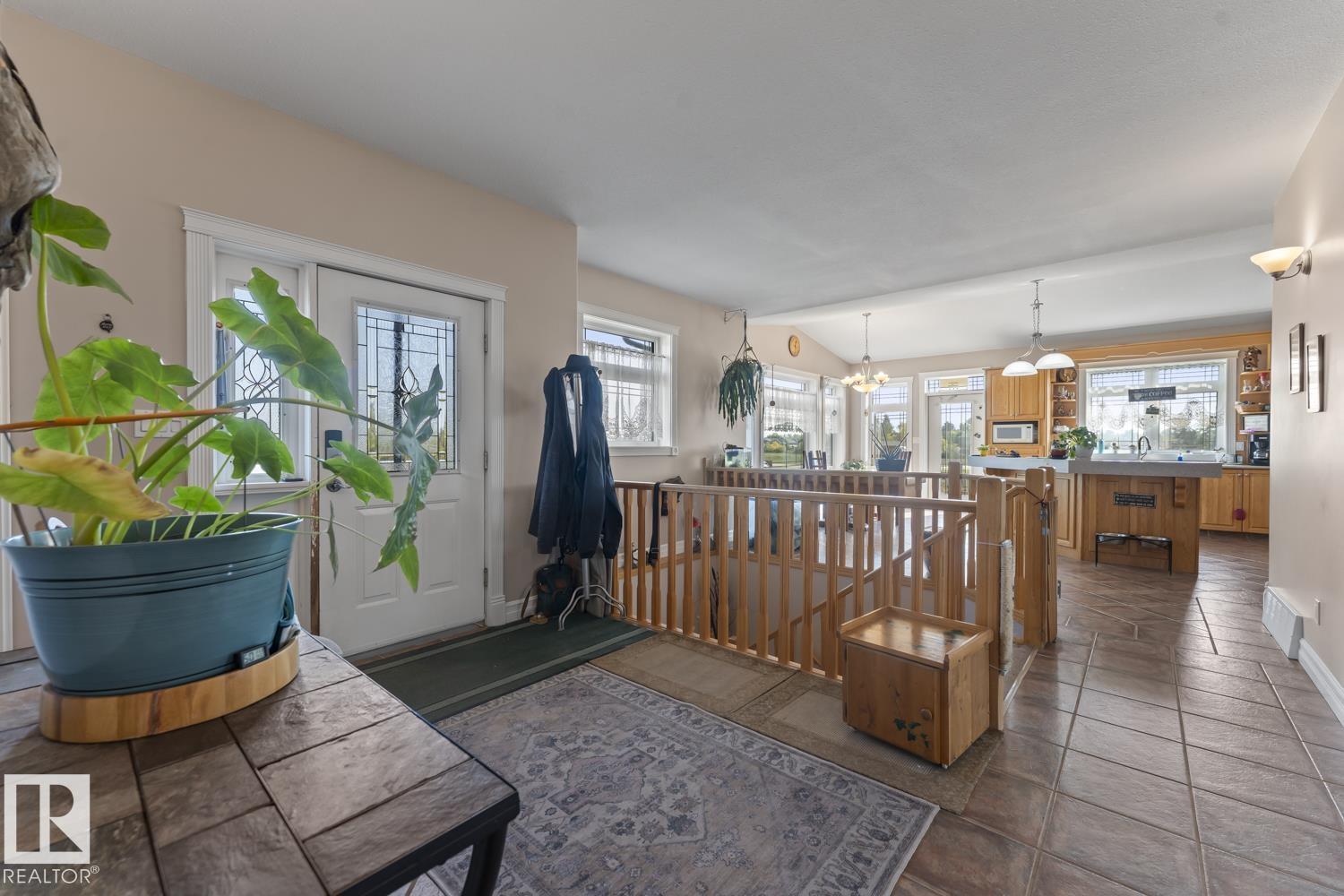 1701 16 St, Cold Lake, Alberta  T9M 0G7 - Photo 5 - E4457905