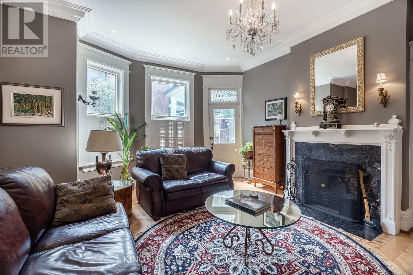166 High Park Avenue, Toronto (High Park North), Ontario  M6P 2S4 - Photo 12 - W12405410