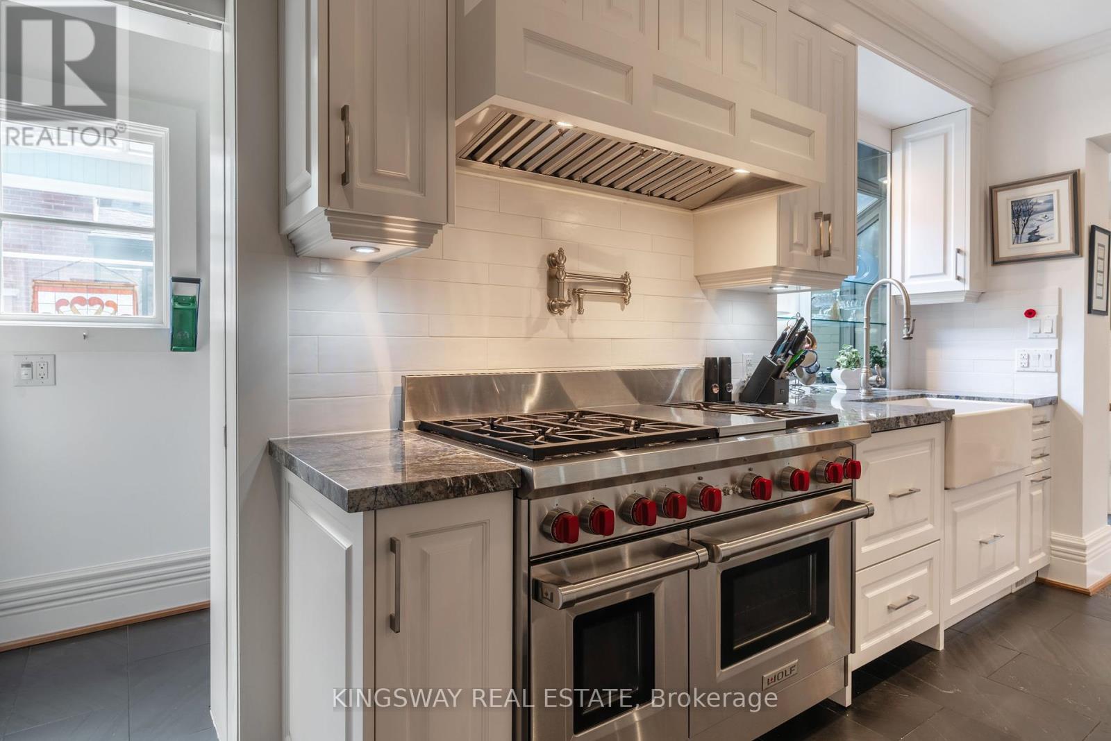 166 High Park Avenue, Toronto (High Park North), Ontario  M6P 2S4 - Photo 21 - W12405410