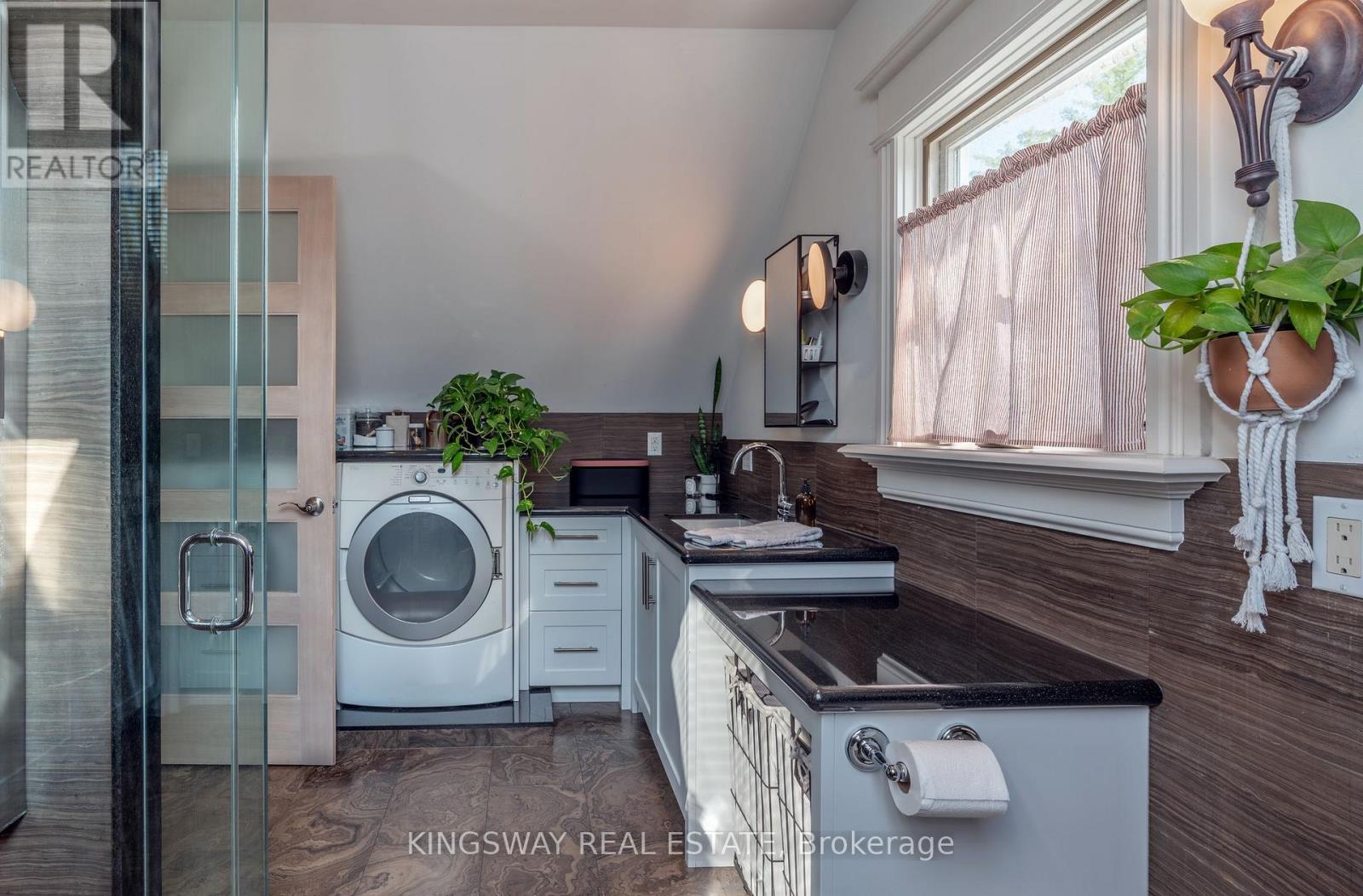 166 High Park Avenue, Toronto (High Park North), Ontario  M6P 2S4 - Photo 41 - W12405410