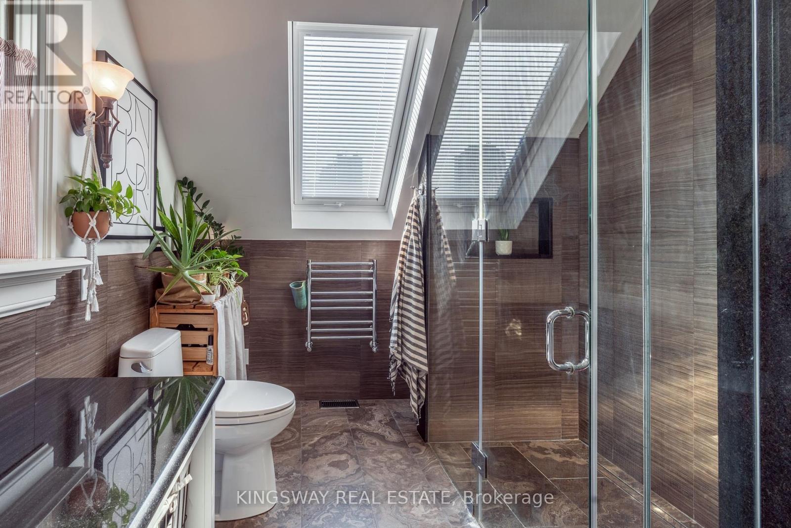 166 High Park Avenue, Toronto (High Park North), Ontario  M6P 2S4 - Photo 42 - W12405410