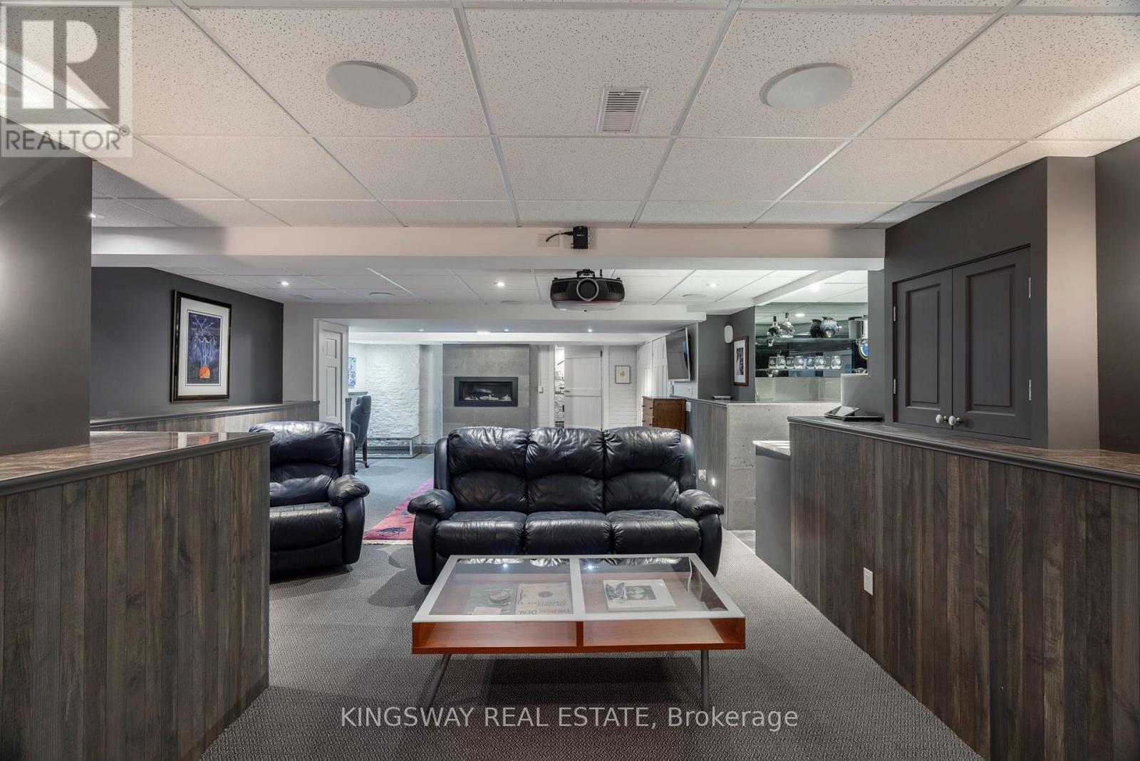 166 High Park Avenue, Toronto (High Park North), Ontario  M6P 2S4 - Photo 46 - W12405410