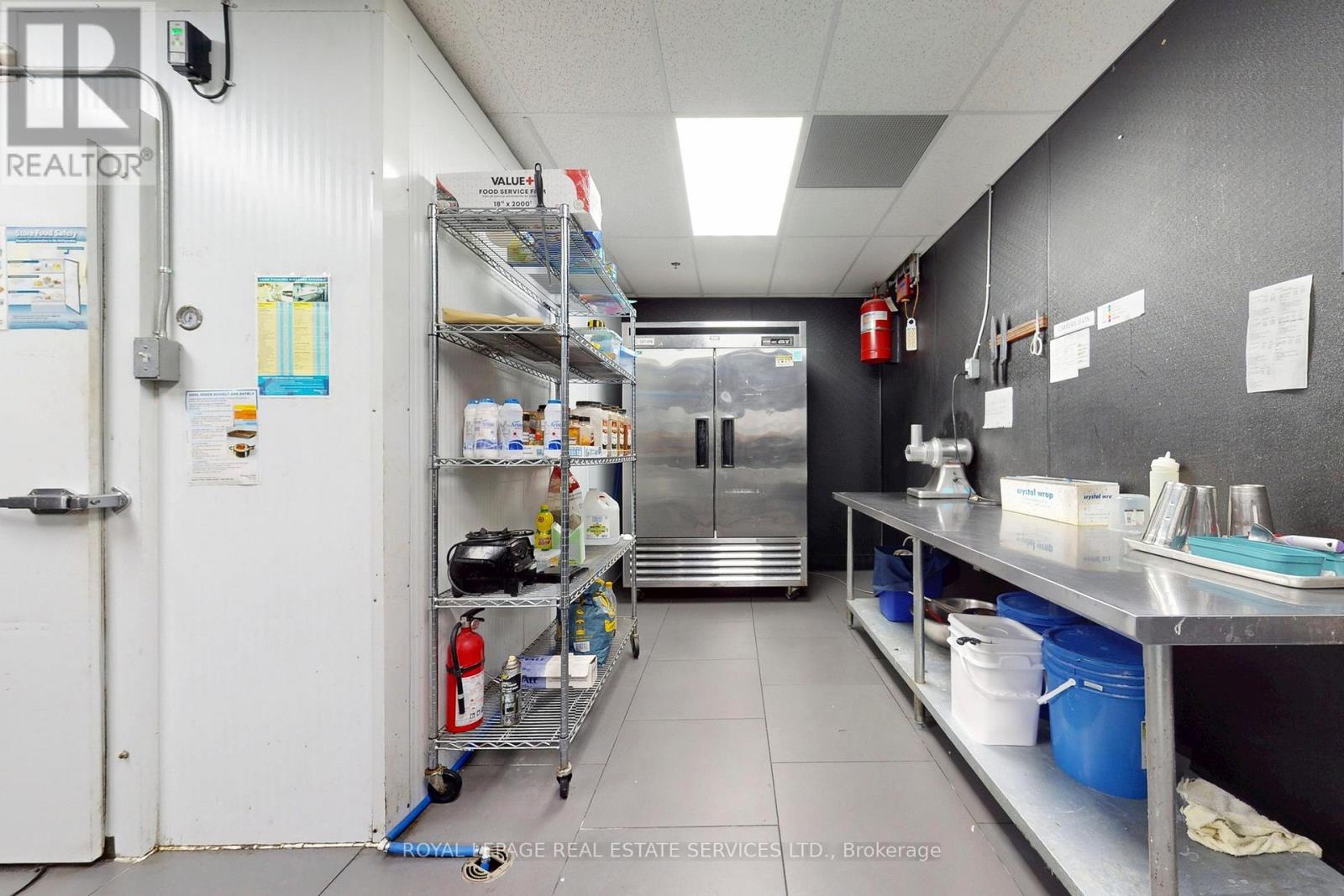 5955 Latimer Drive, Mississauga (East Credit), Ontario  L5V 0B7 - Photo 29 - W12405435