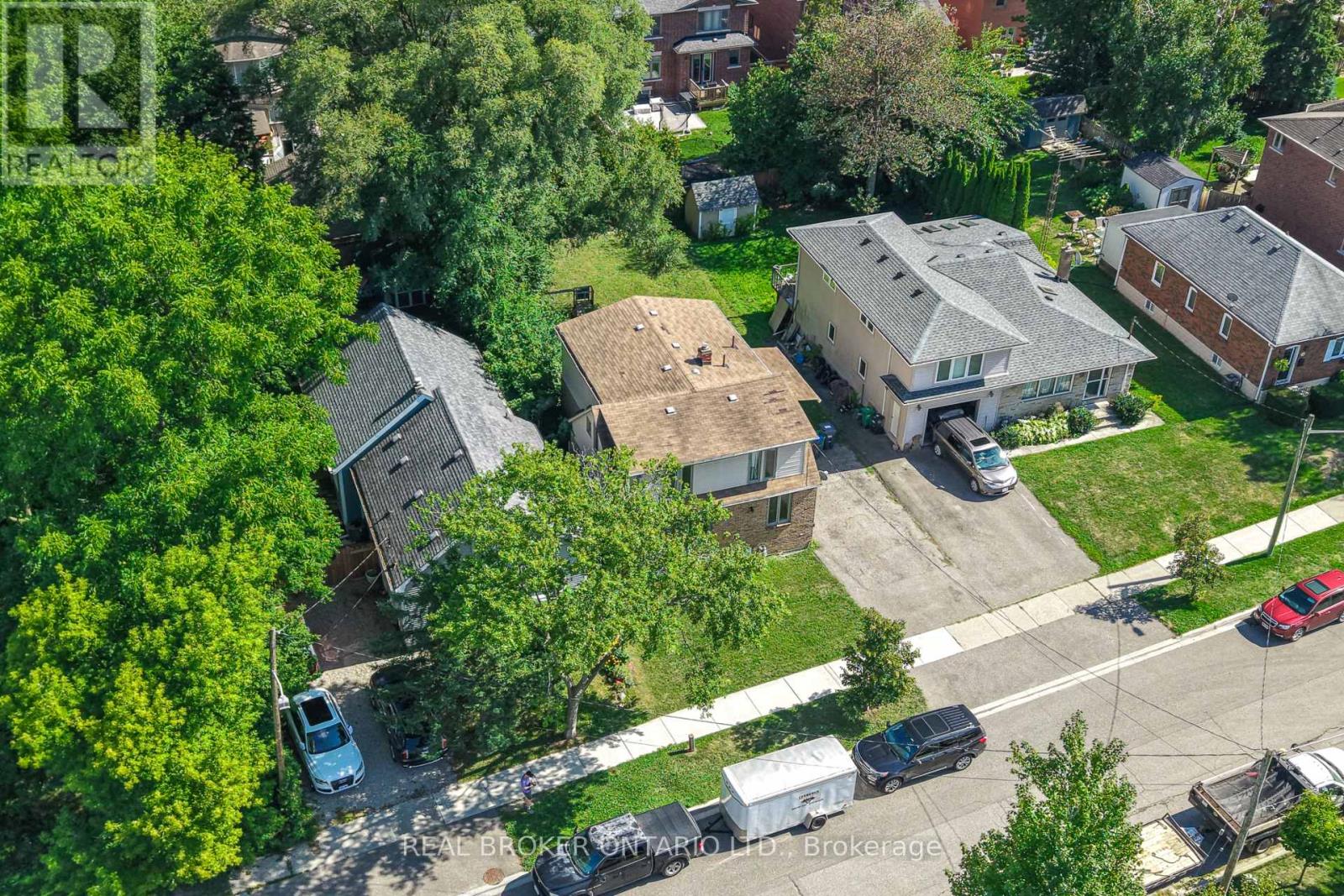 446 Orano Avenue, Mississauga (Mineola), Ontario  L5G 2B9 - Photo 15 - W12392035