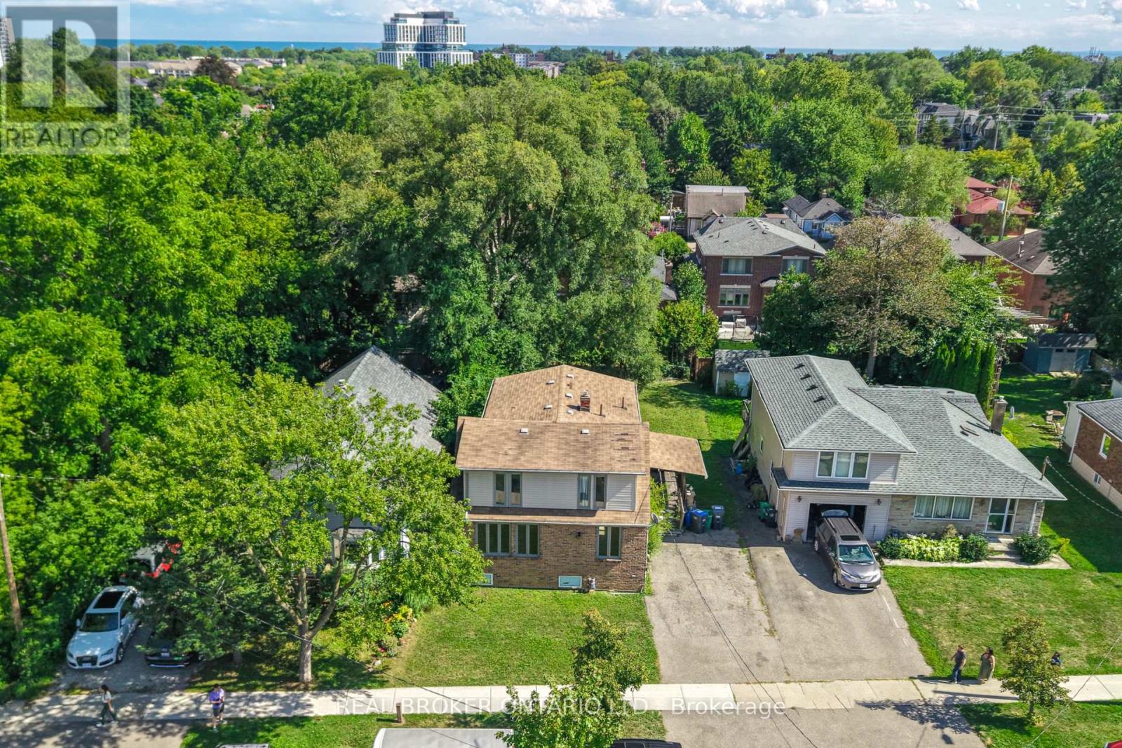 446 Orano Avenue, Mississauga (Mineola), Ontario  L5G 2B9 - Photo 7 - W12392035