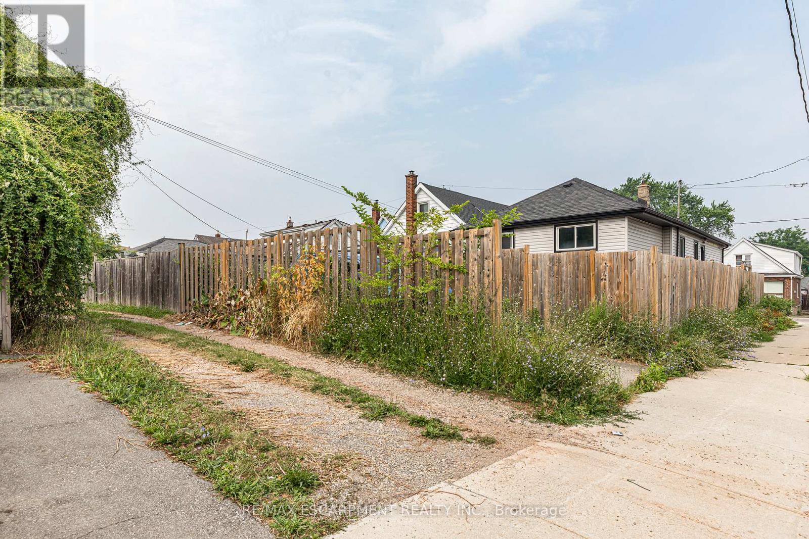 118 Julian Avenue, Hamilton, Ontario  L8H 5R7 - Photo 41 - X12405419