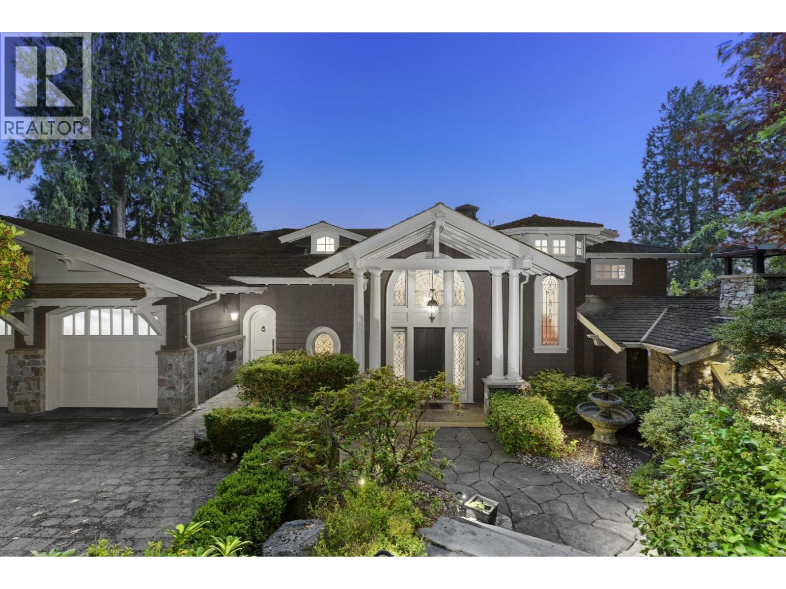 3090 MATHERS AVENUE, West Vancouver, British Columbia