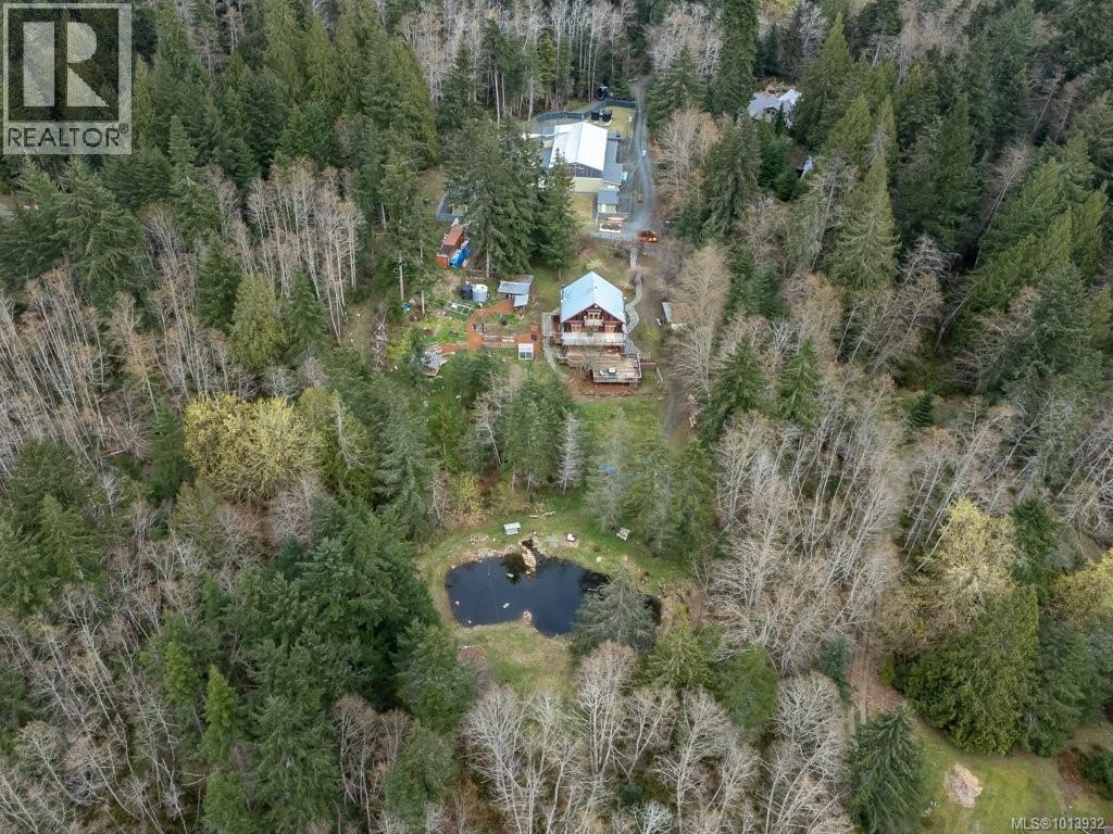 9000 Rayelyn Lane, Denman Island, British Columbia