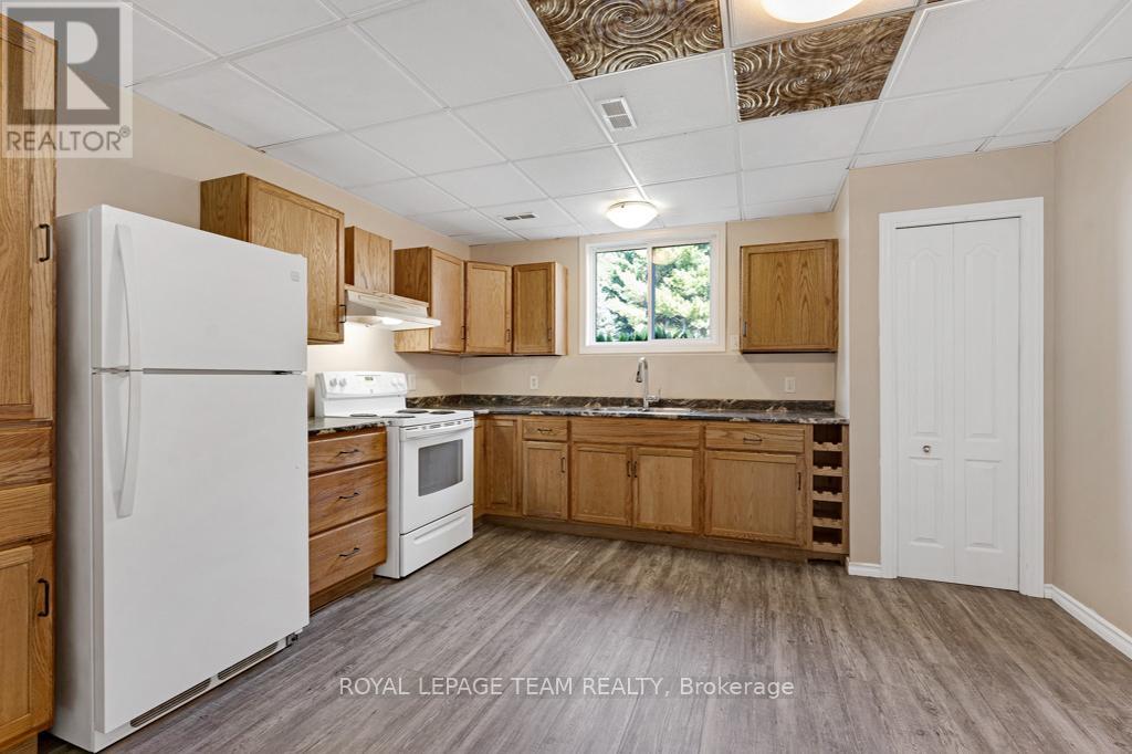 712 Hyndman Road, Edwardsburgh/cardinal, Ontario  K0E 1X0 - Photo 26 - X12405453