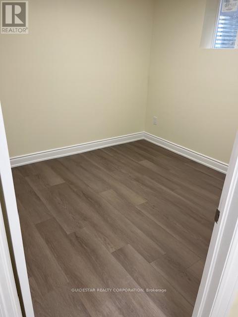 B - 223 Twyford Street, Ottawa, Ontario  K1V 0V9 - Photo 5 - X12405457