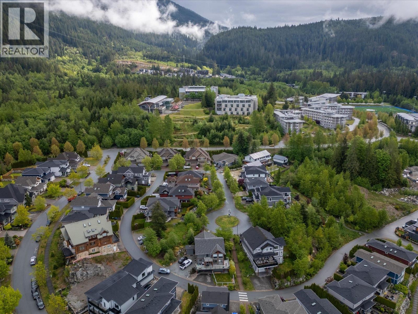 2943 Strangway Place, Squamish, British Columbia  V8B 0P8 - Photo 6 - R3048230