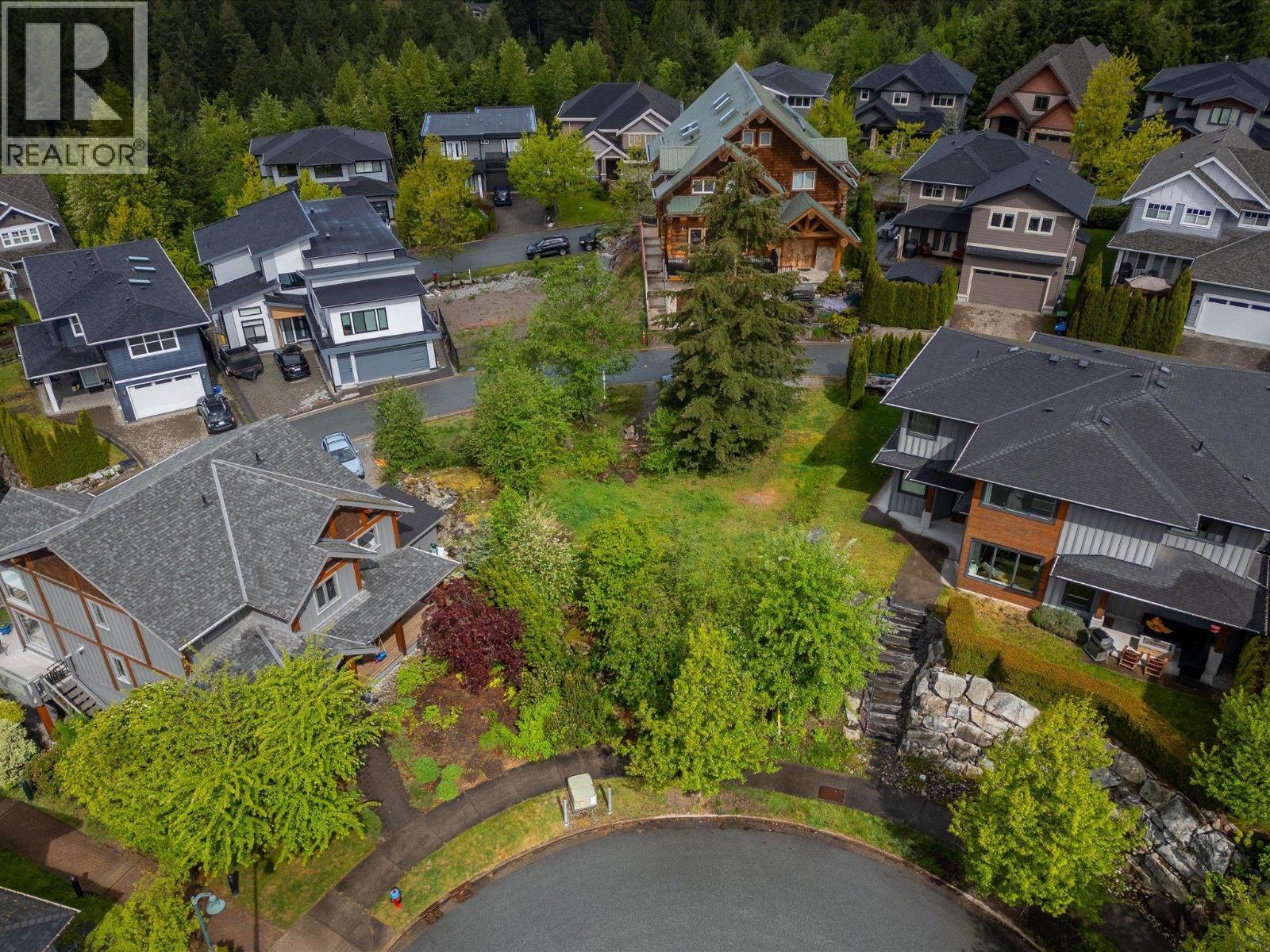 2943 Strangway Place, Squamish, British Columbia  V8B 0P8 - Photo 7 - R3048230