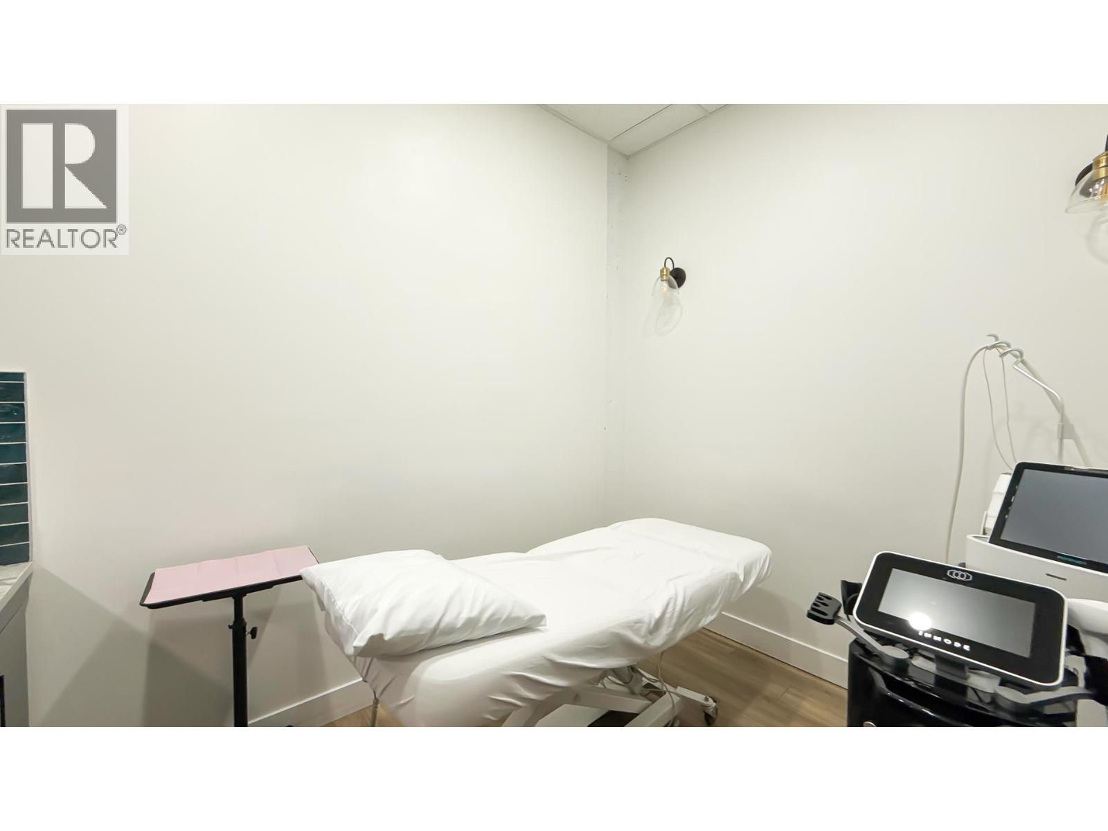 102/103 408 E Columbia Street, New Westminster, British Columbia  V3L 1B1 - Photo 12 - C8072228