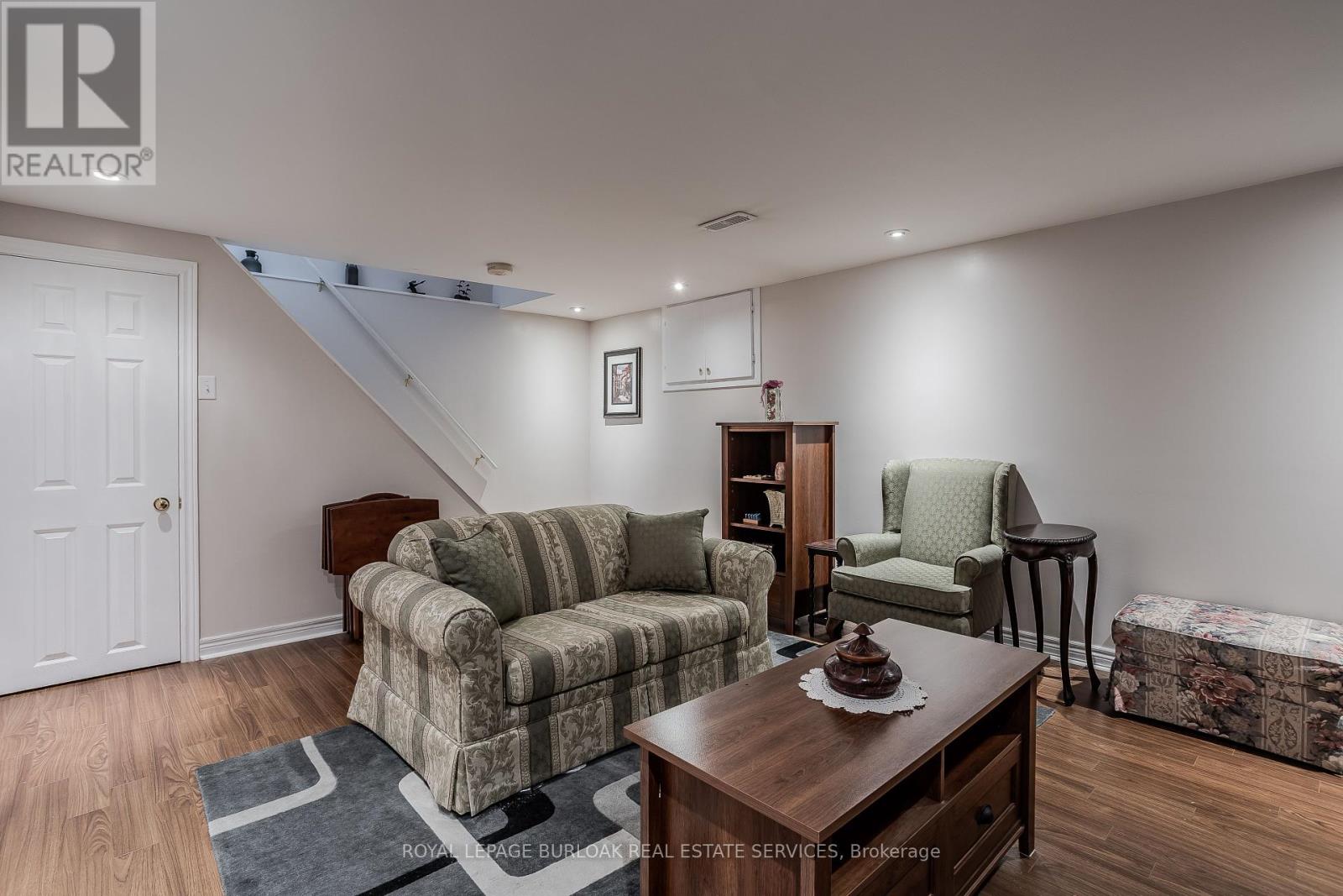 1254 Treeland Street, Burlington, Ontario  L7R 3T6 - Photo 31 - W12397931
