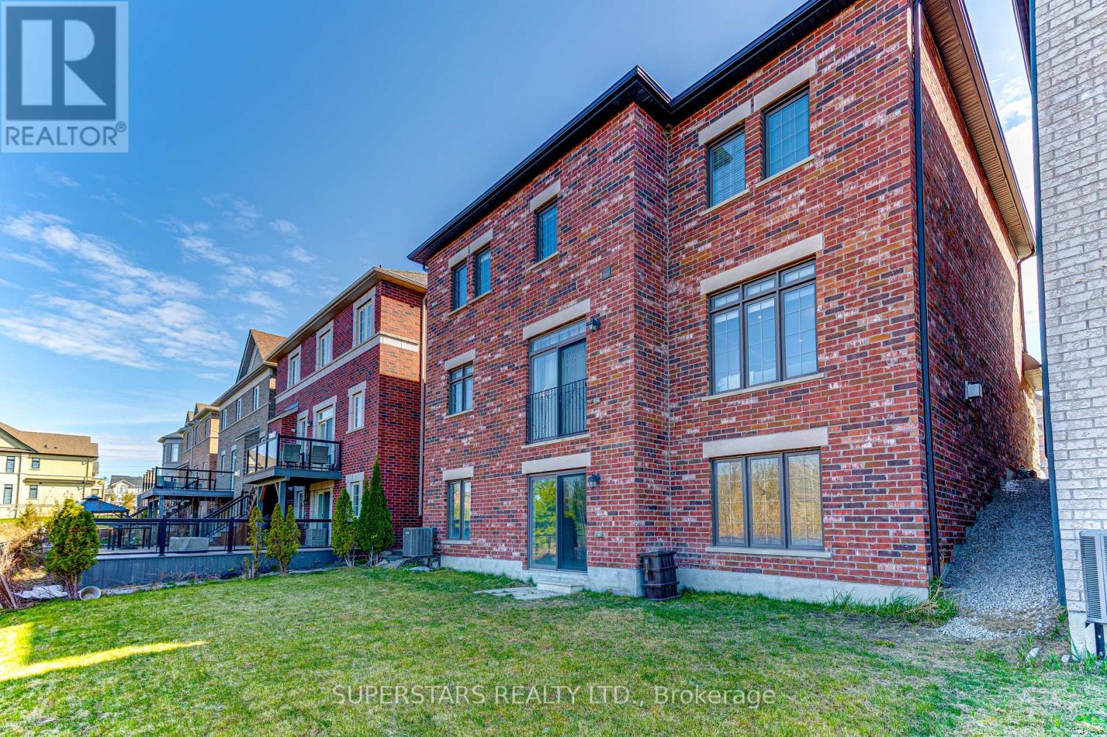 31 Roy Harper Avenue, Aurora, Ontario  L4G 0V4 - Photo 30 - N12405445