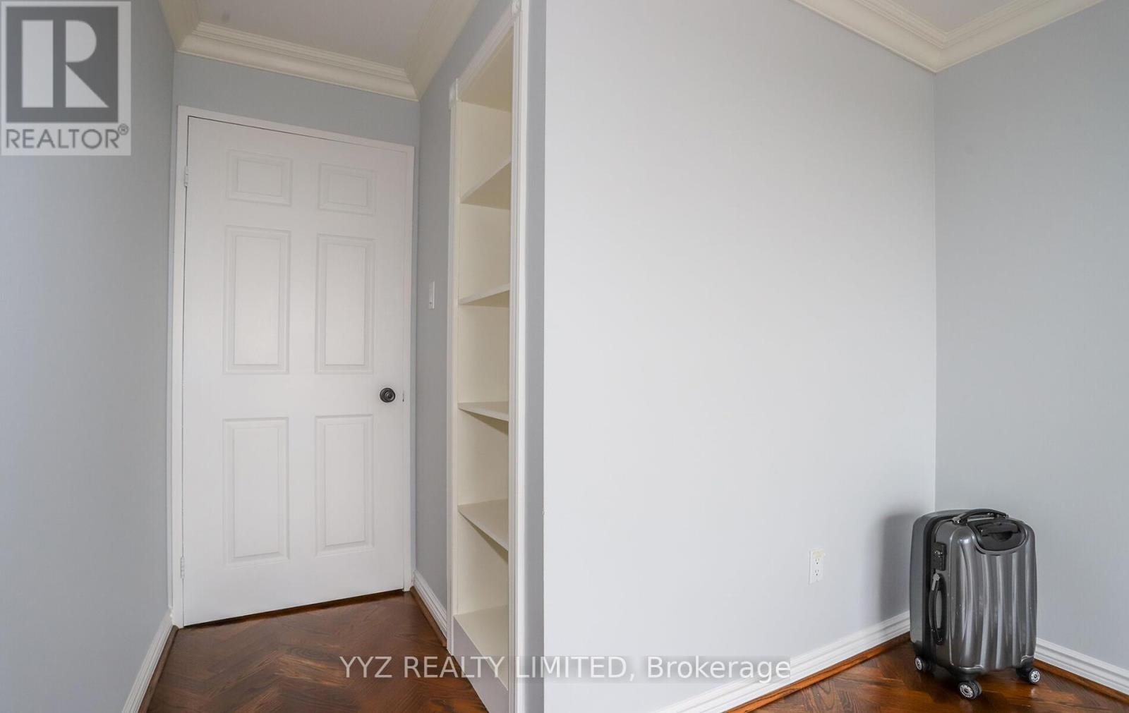 808 - 1 Clark Avenue W, Vaughan, Ontario  L4J 7Y6 - Photo 24 - N12405452