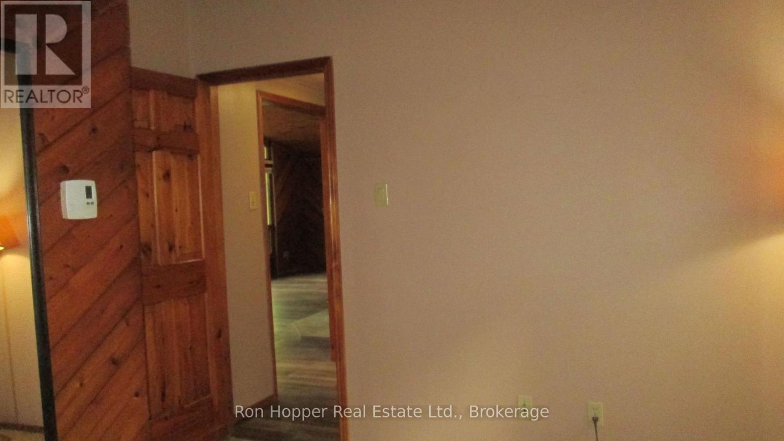 140 Sunset Beach Road, Meaford, Ontario  N0H 1B0 - Photo 21 - X12405490