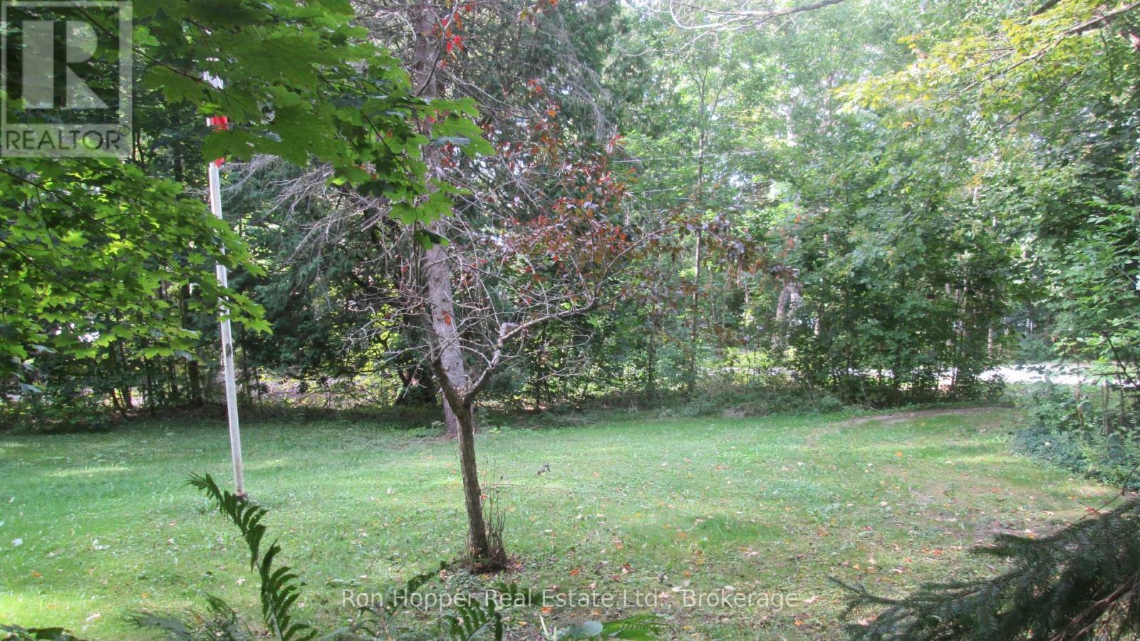 140 Sunset Beach Road, Meaford, Ontario  N0H 1B0 - Photo 25 - X12405490