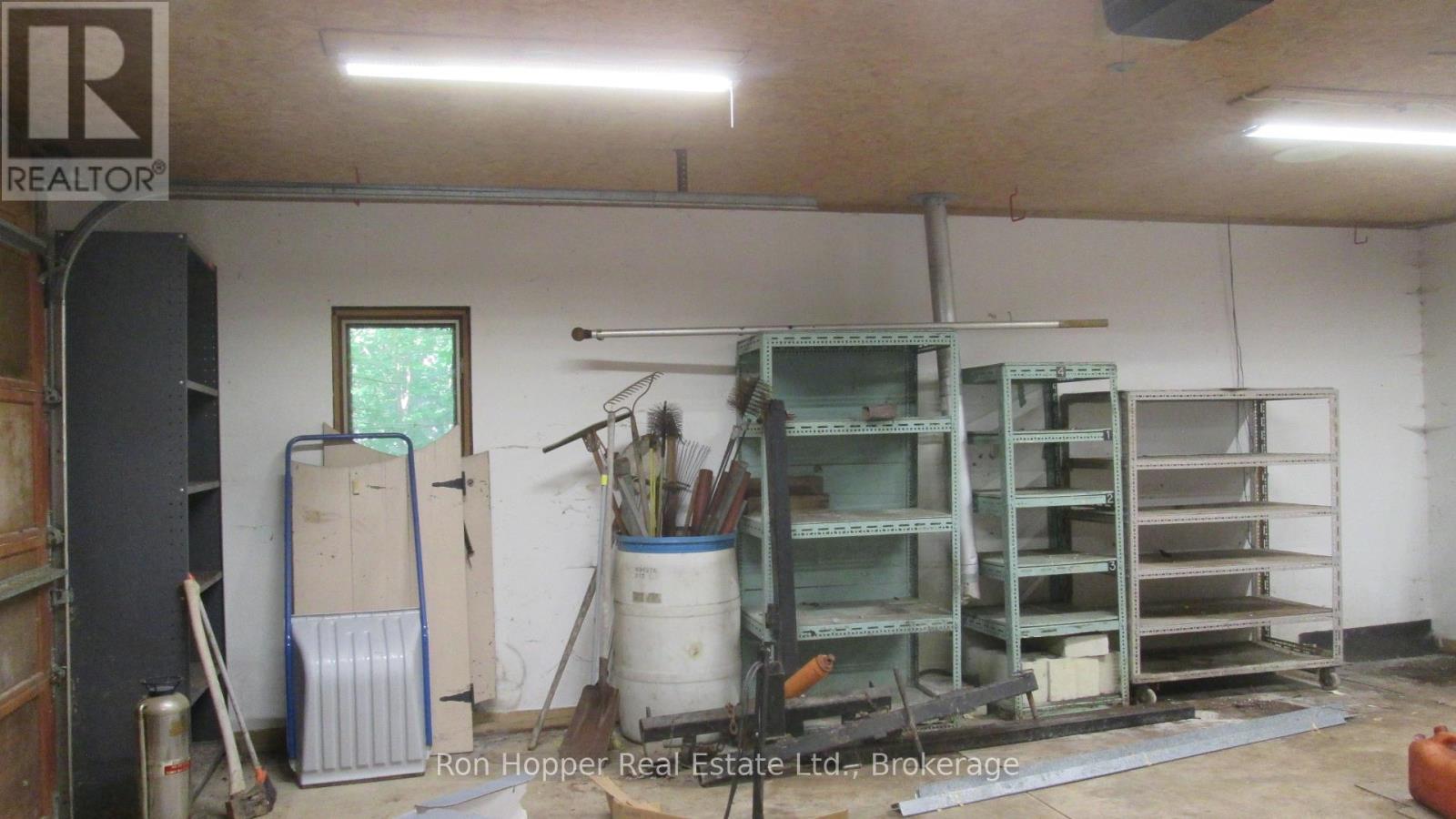 140 Sunset Beach Road, Meaford, Ontario  N0H 1B0 - Photo 30 - X12405490
