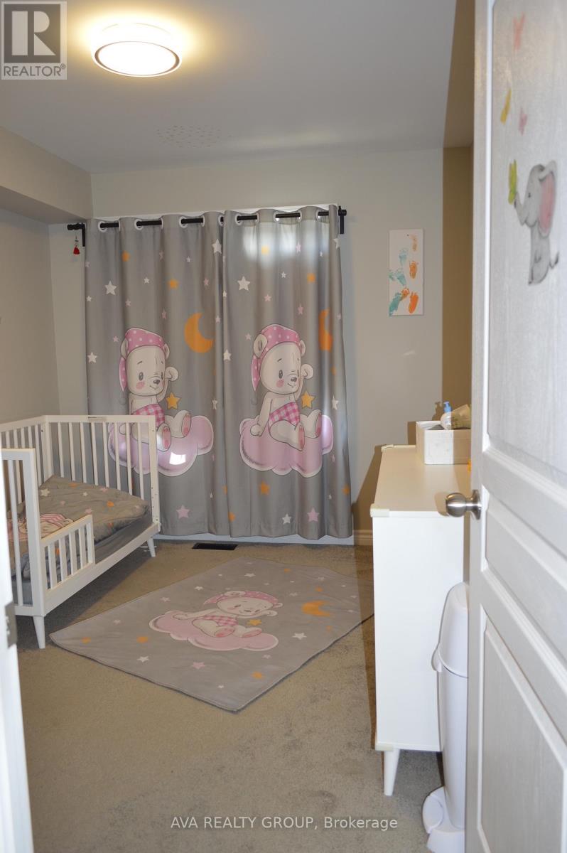 542 Triangle Street, Ottawa, Ontario  K2M 0M5 - Photo 15 - X12405478
