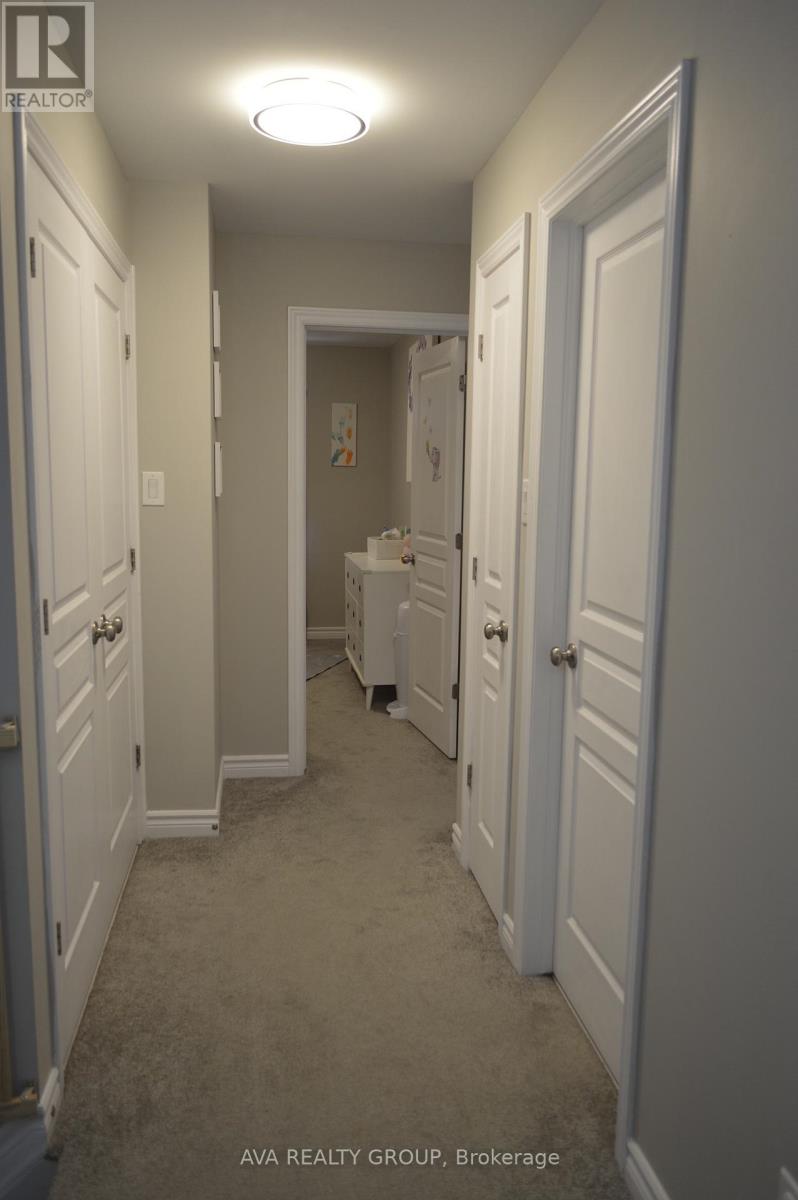 542 Triangle Street, Ottawa, Ontario  K2M 0M5 - Photo 16 - X12405478