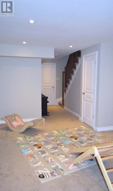 542 Triangle Street, Ottawa, Ontario  K2M 0M5 - Photo 7 - X12405478