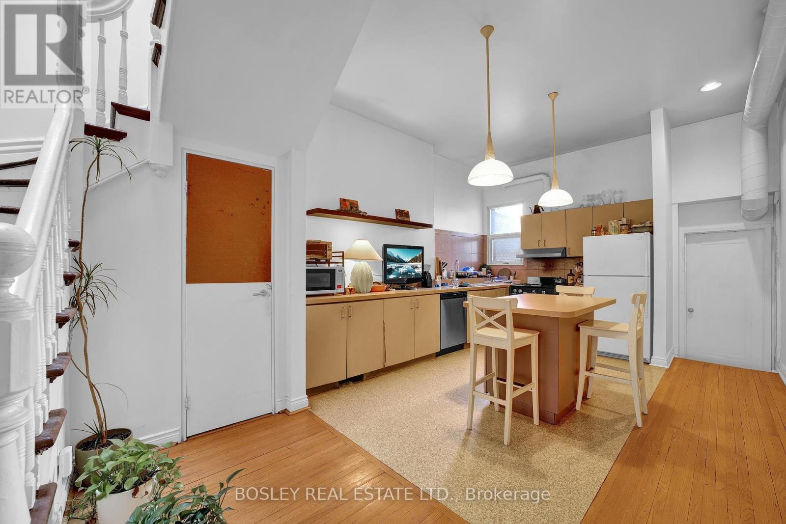 668 Queen Street W, Toronto (Trinity-Bellwoods), Ontario  M6J 1E5 - Photo 12 - C12405483