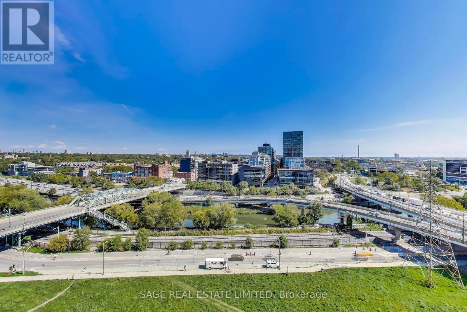 1124 - 32 Trolley Crescent, Toronto, Ontario  M5A 0E8 - Photo 18 - C12405499