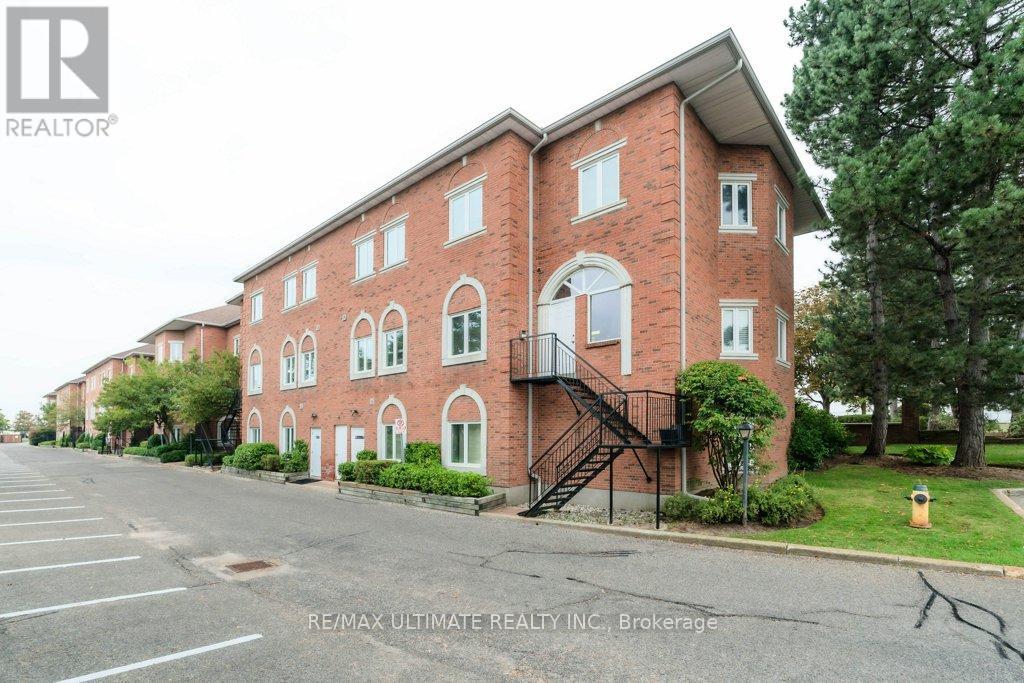 201 - 345 Renfrew Drive, Markham (Buttonville), Ontario  L3R 9S9 - Photo 29 - N12405476