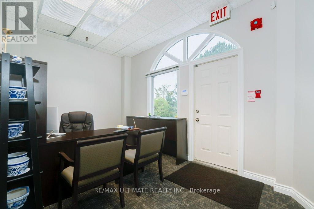 201 - 345 Renfrew Drive, Markham (Buttonville), Ontario  L3R 9S9 - Photo 6 - N12405476