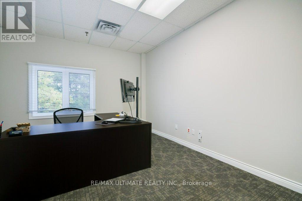 201 - 345 Renfrew Drive, Markham (Buttonville), Ontario  L3R 9S9 - Photo 7 - N12405476